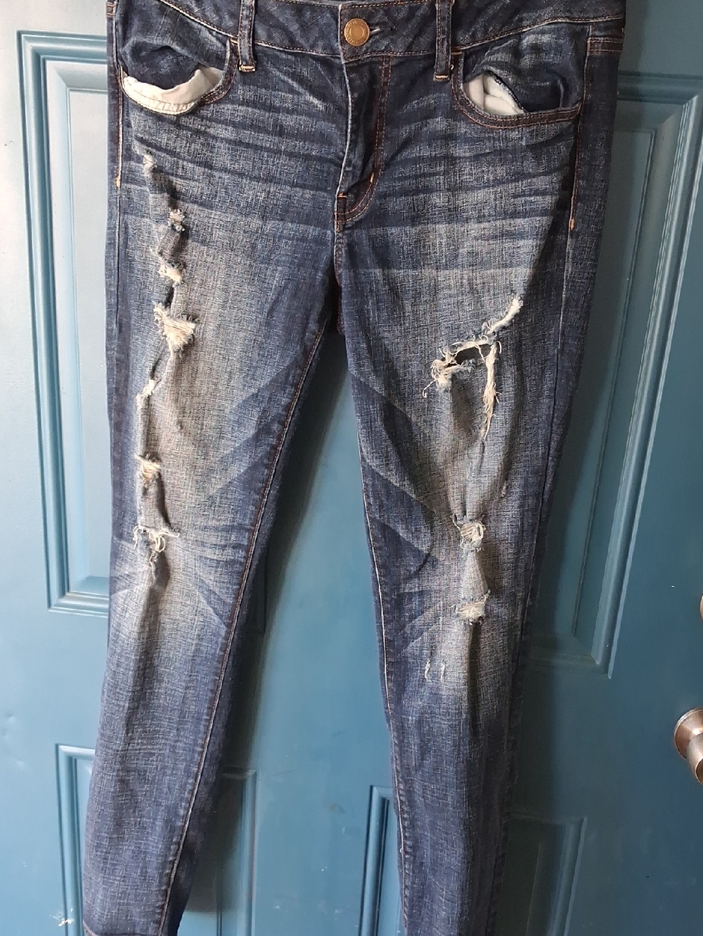 American Eagle Outfitters Distressed Dark Blue Skinny Jeans